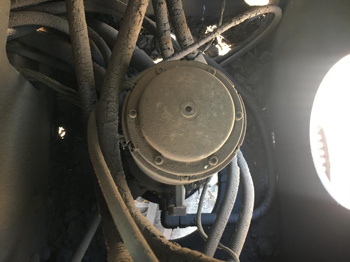 ./imagenes/INVOICE/2019/12511/GRUA PIONEER X4000-RCC (27).JPG